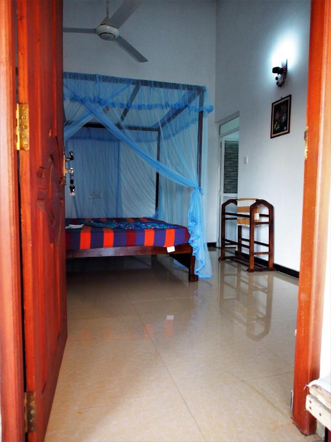 Disna Place Unawatuna Luaran gambar